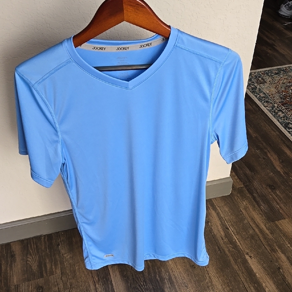Jockey Men's Small V Neck Performance Shirt 100% polyester EUC